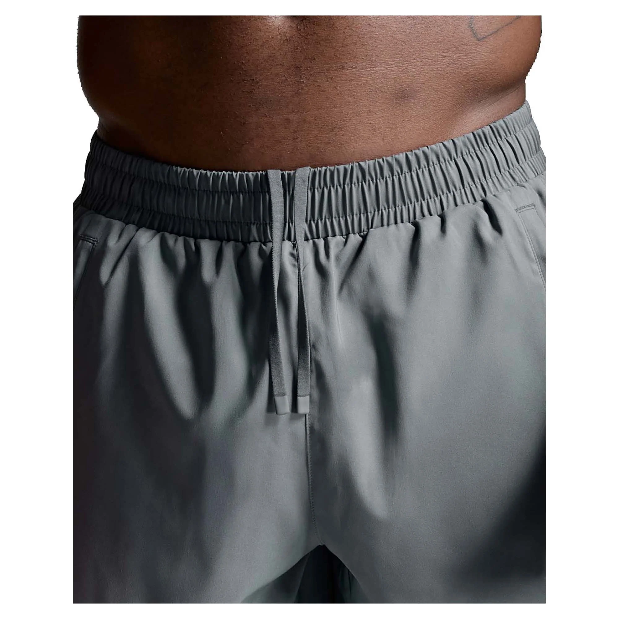 Men's Motion 5 Inch Shorts - Image 5