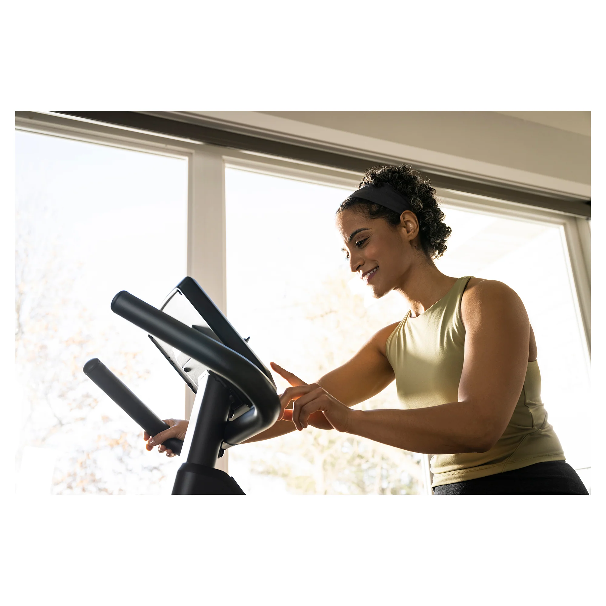 5.0U-21 Upright Exercise Bike - Image 9