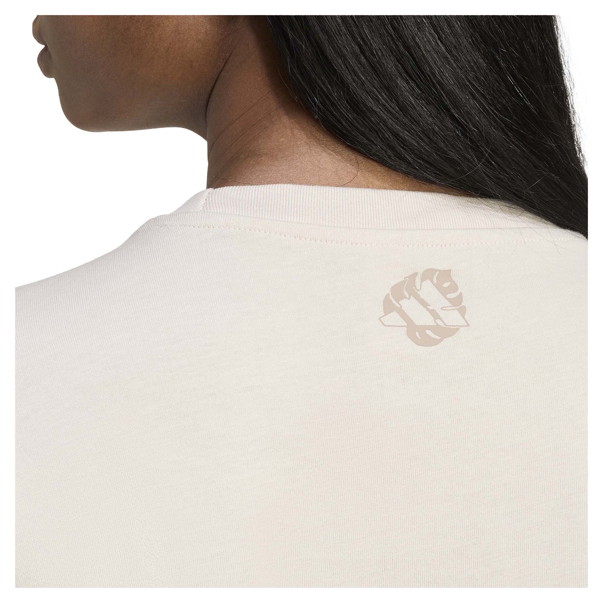 Women's Animal Graphic T-Shirt - Image 5
