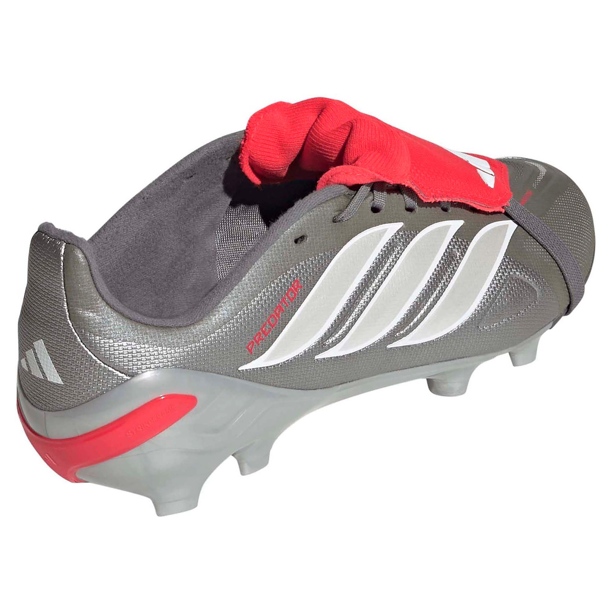 Predator League Fold-over Tongue FG/MG Junior's Football Boots - Image 4
