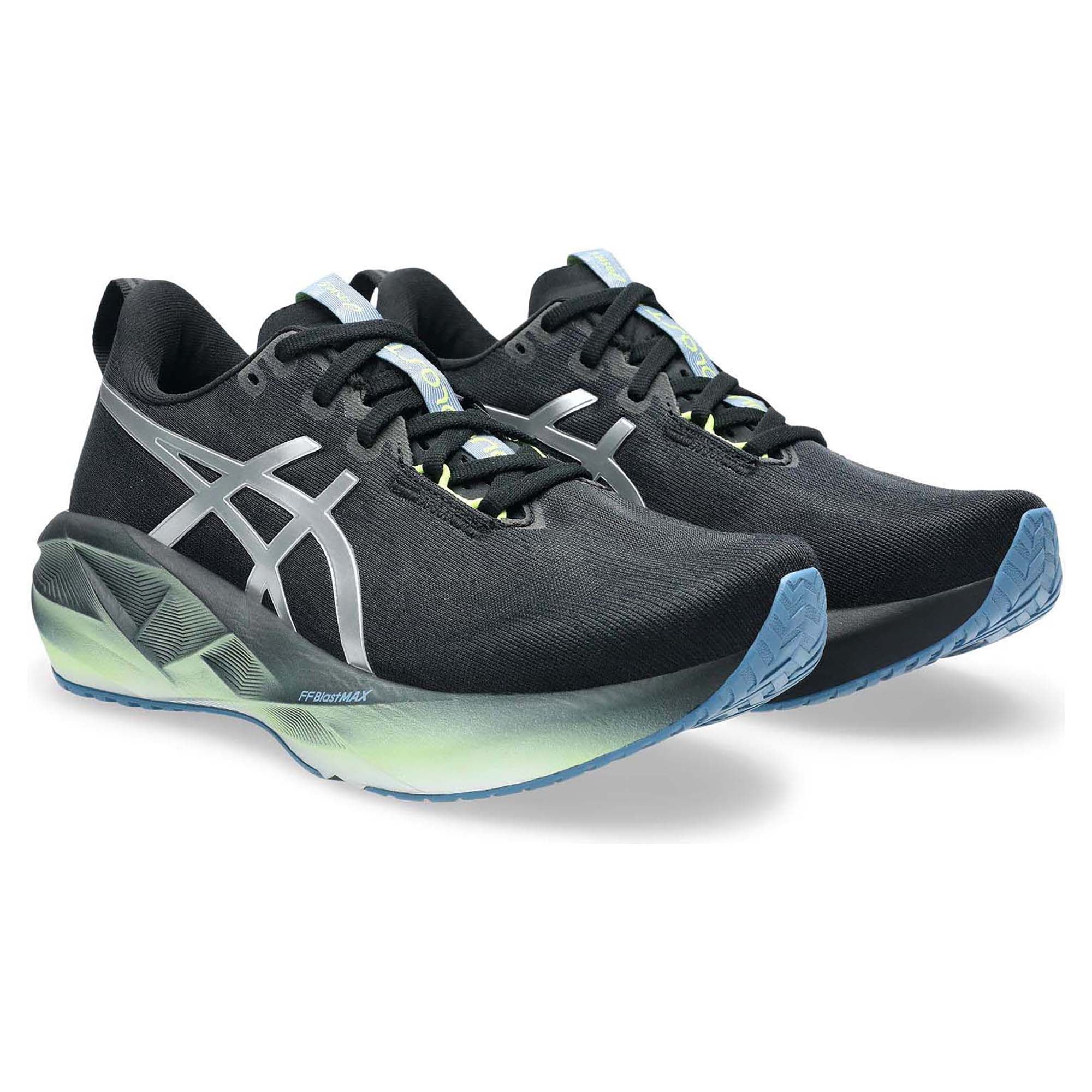 Novablast 5 Luxe Women's Running Shoes - Image 3