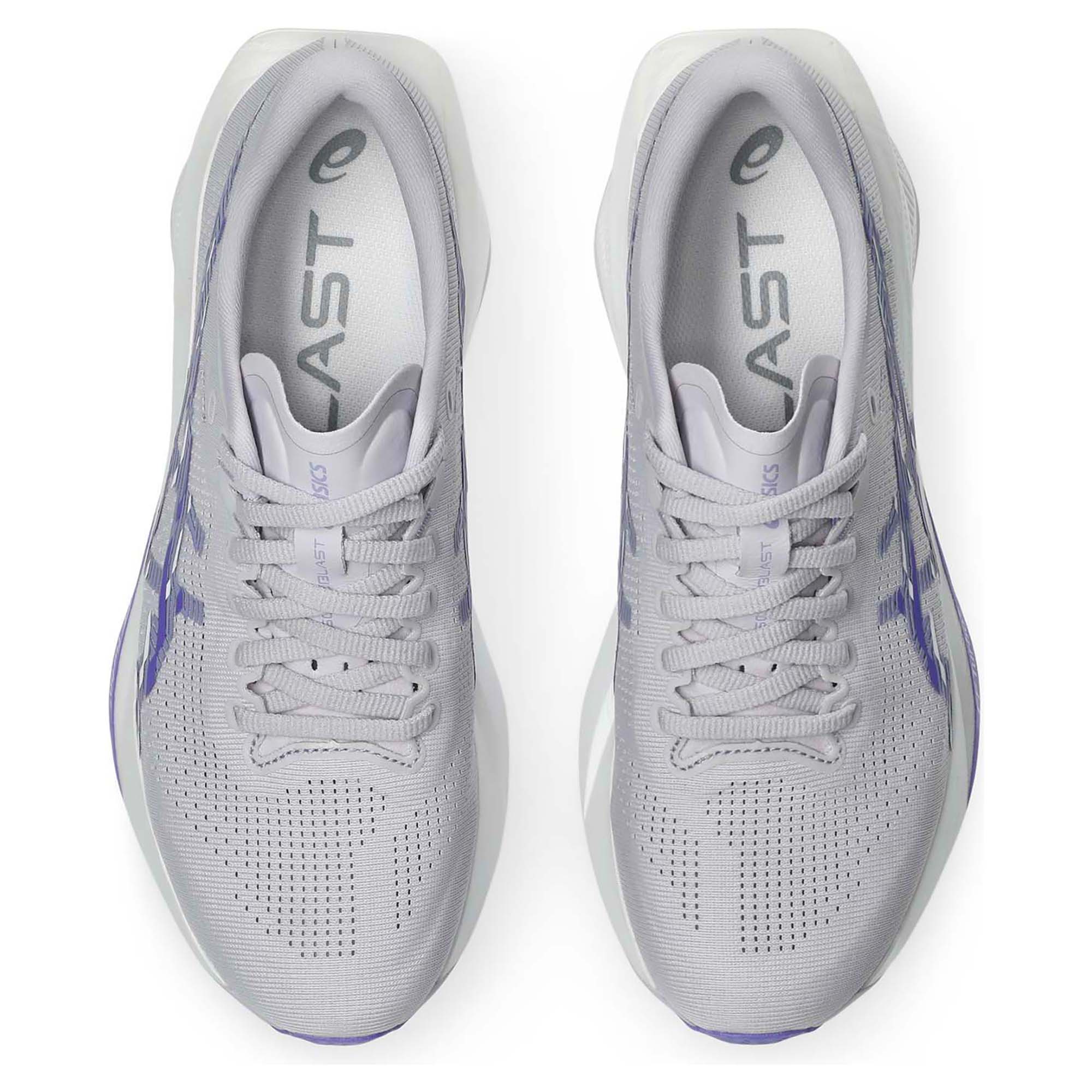 Sonicblast Women's Running Shoes (Width B) - Image 5