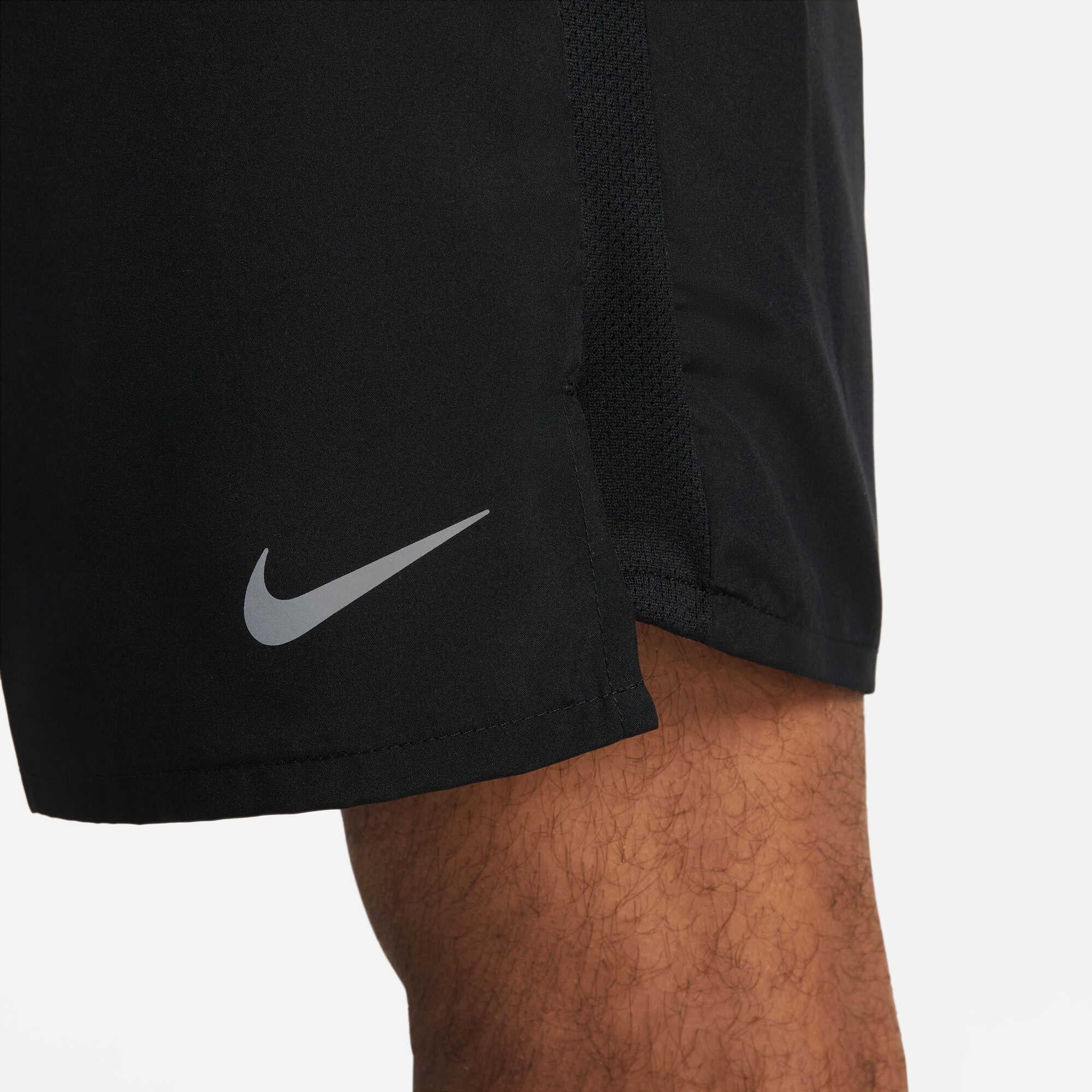 Men's Challenger 7 Inch 2-In-1 Running Shorts - Image 4