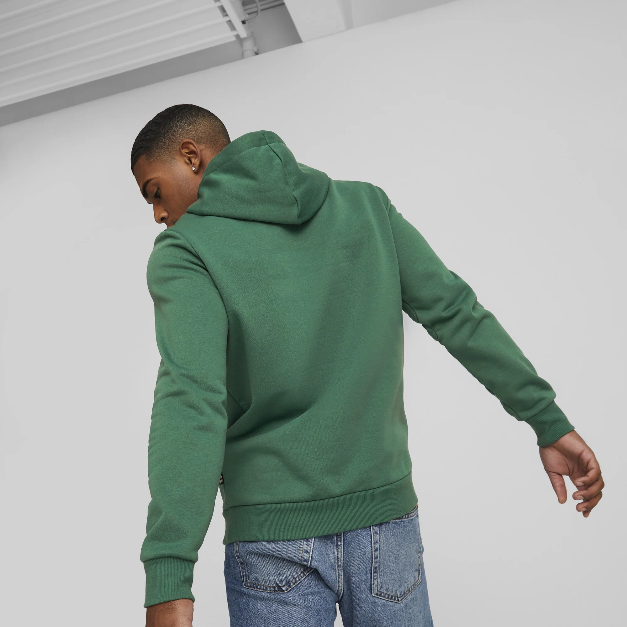 Men's Essentials+ 2 Coloured Big Logo Fleece Hoodie - Image 8