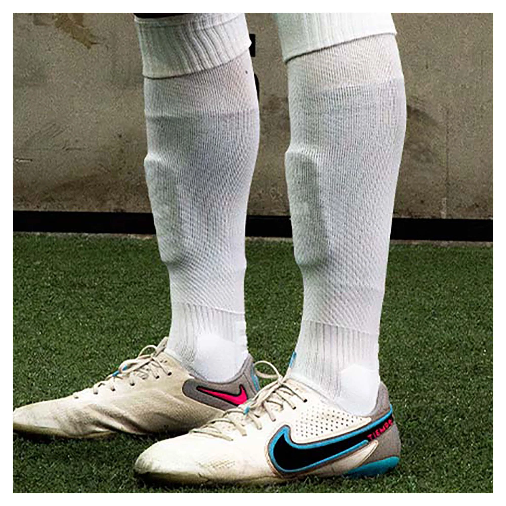 Junior's Shin Pad Sleeves - Image 5