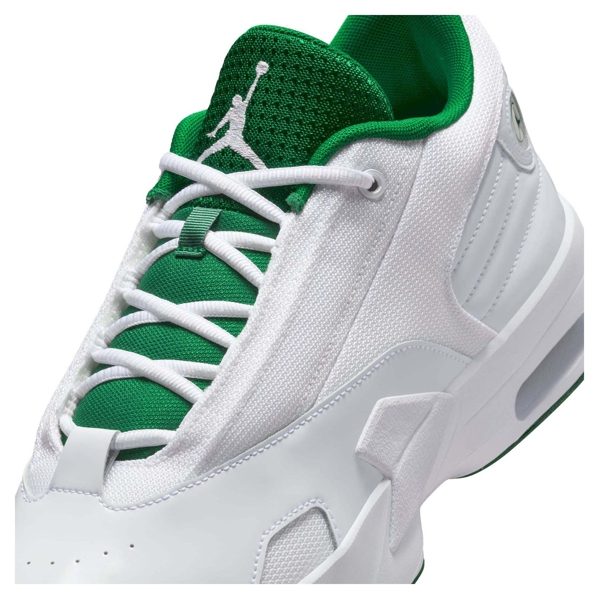 Max Aura 6 Men's Basketball Shoes - Image 5