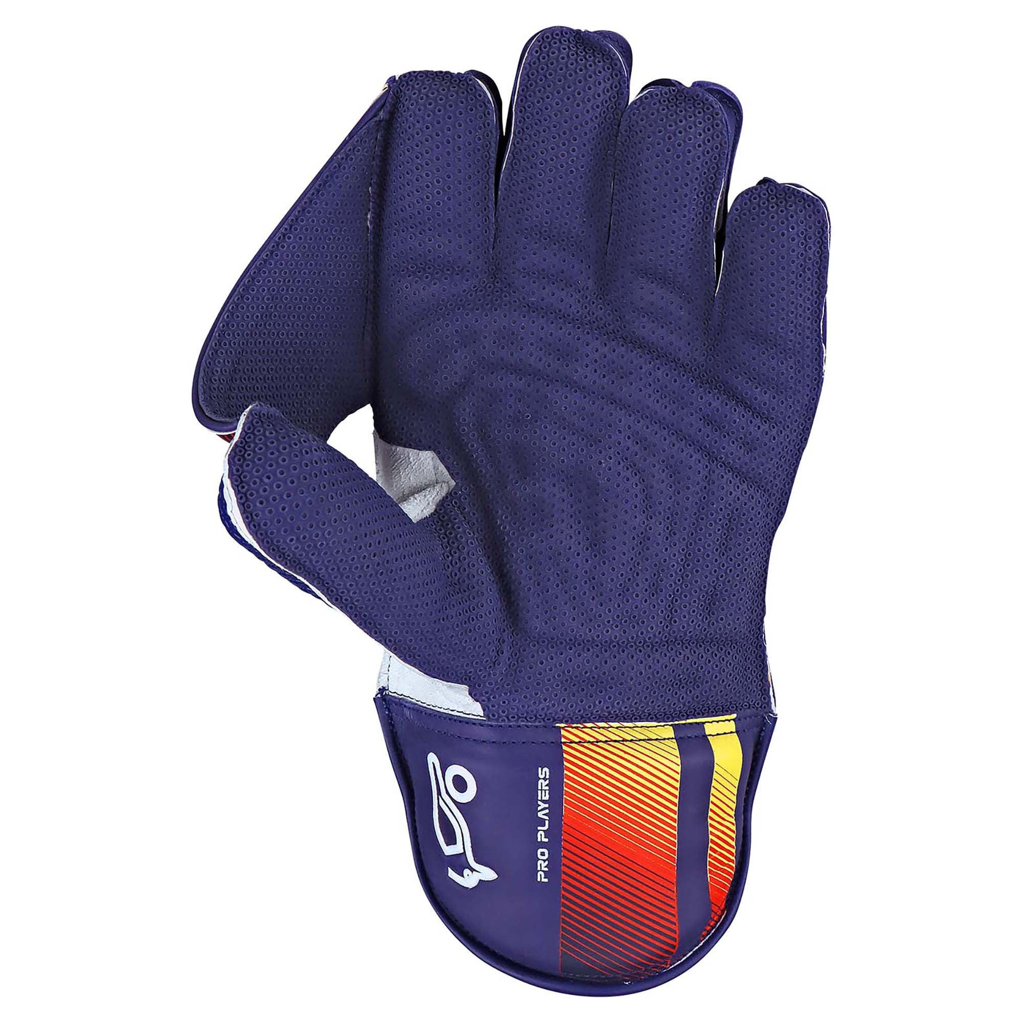 Junior's Beast Pro Players Wicket Keeping Gloves - Image 3