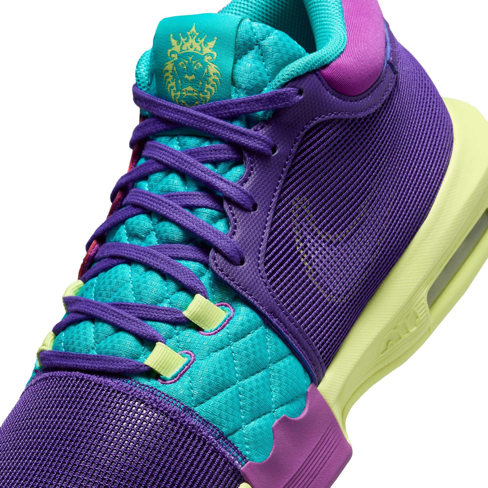 LeBron Witness 8 Men's Basketball Shoes - Image 5
