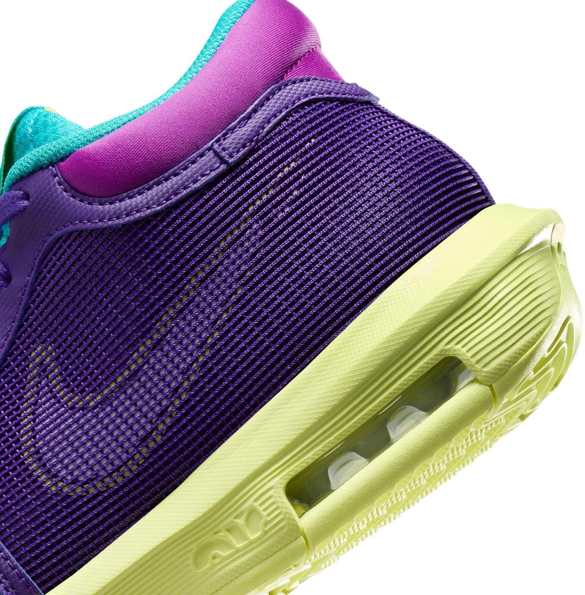 LeBron Witness 8 Men's Basketball Shoes - Image 6