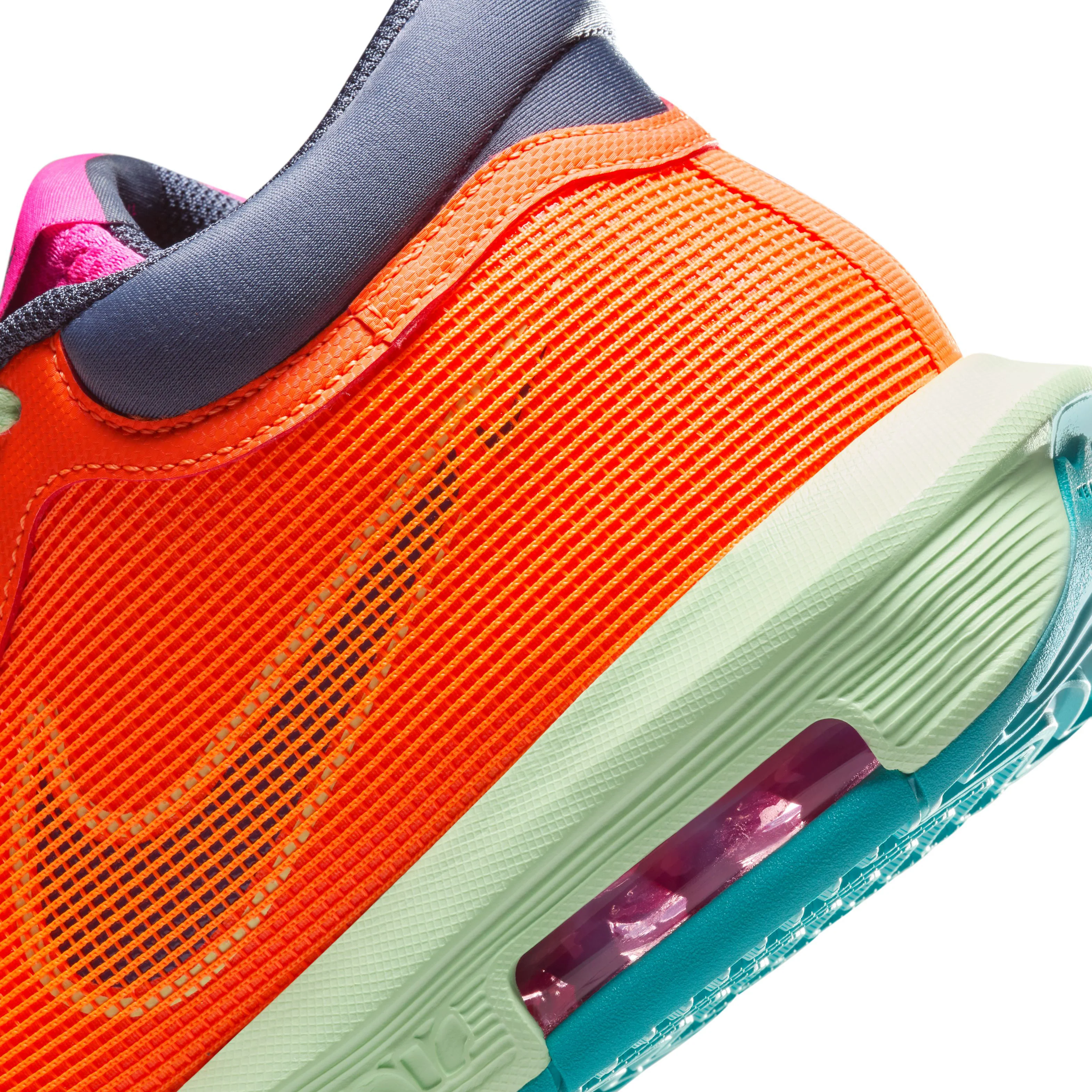 LeBron Witness 8 Men's Basketball Shoes - Image 6