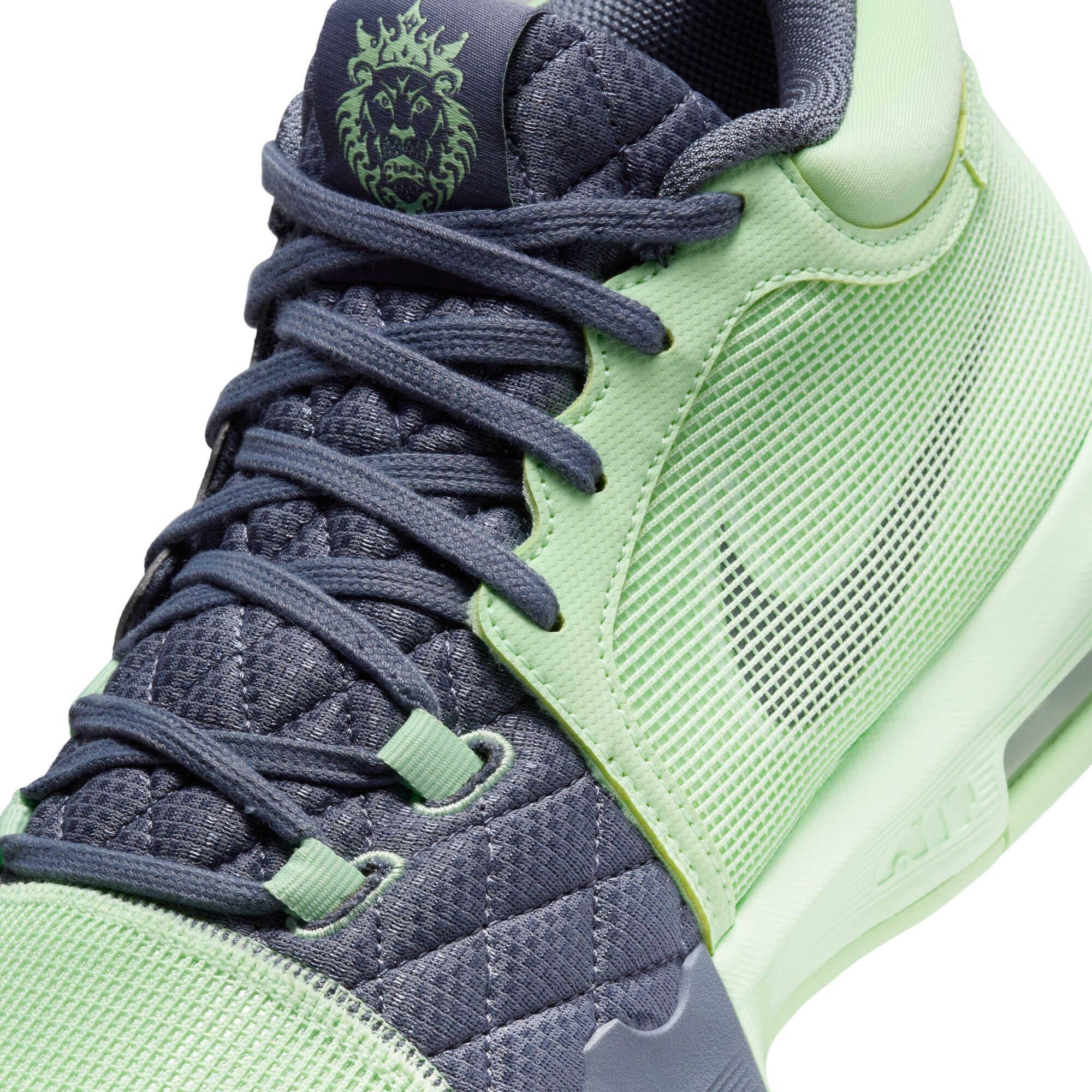 Lebron Witness 8 Men's Basketball Shoes - Image 5