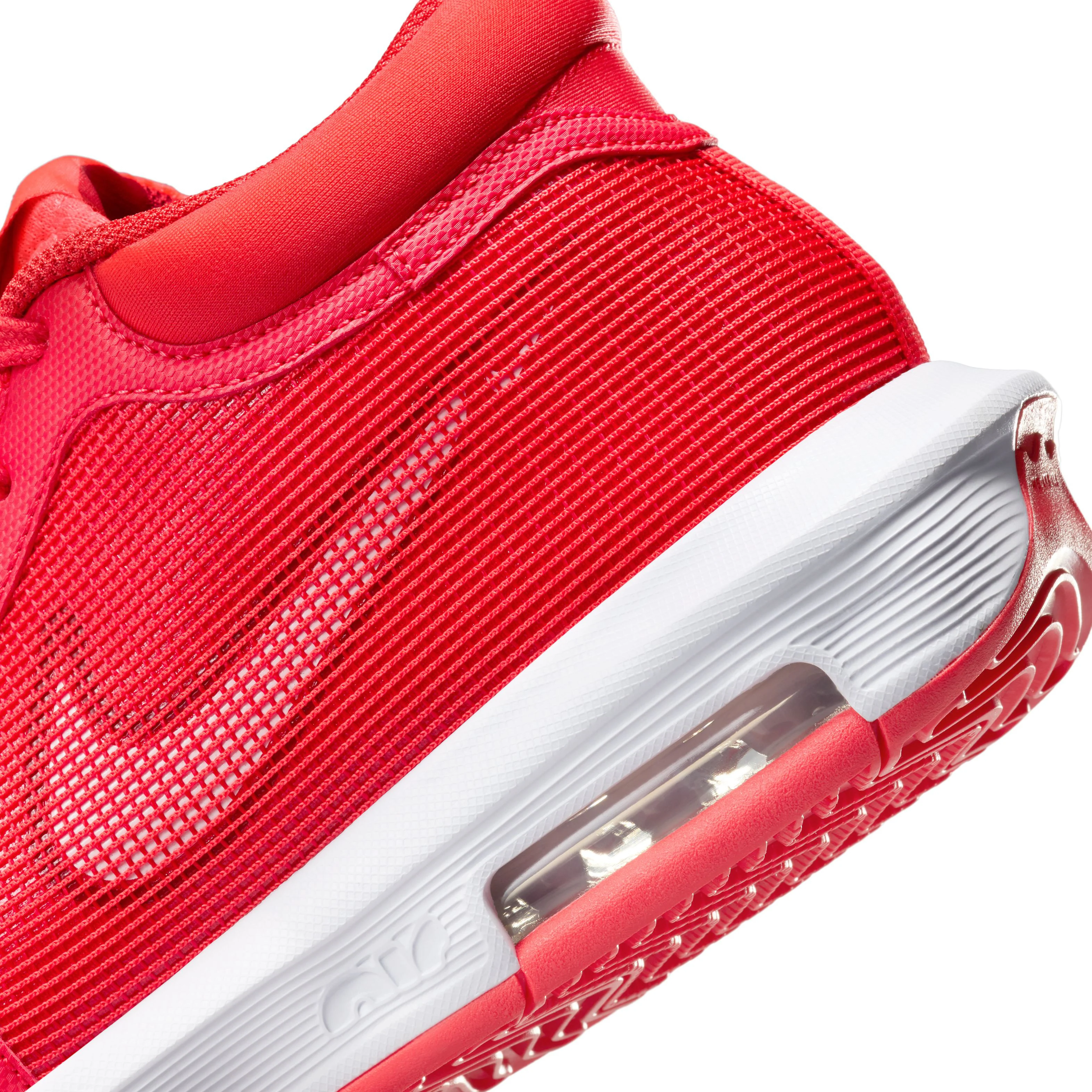 LeBron Witness 8 Men's Basketball Shoes - Image 6