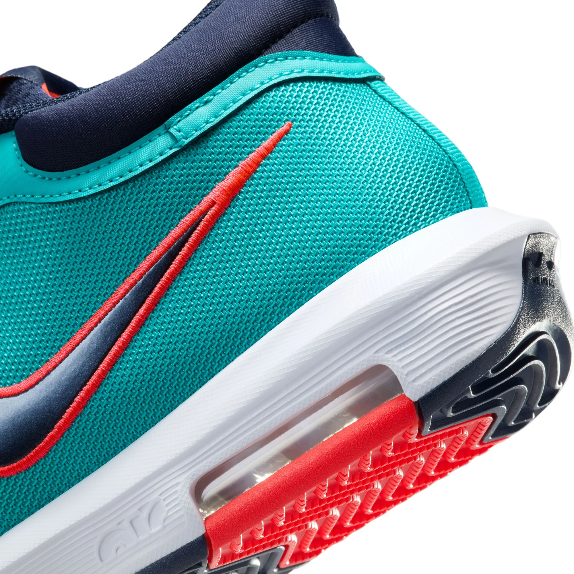 Lebron Witness VIII Basketball Shoes - Image 6