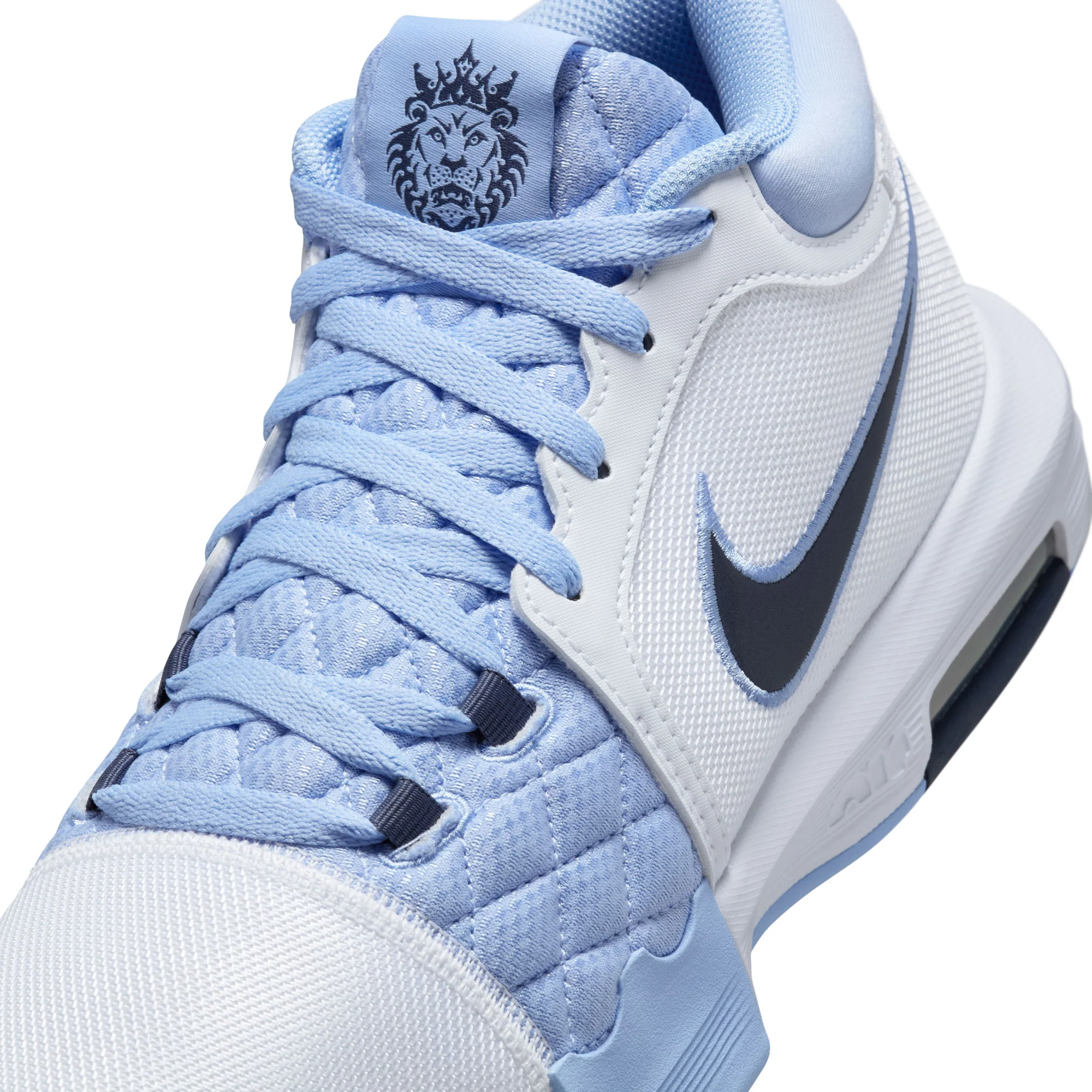 Lebron Witness VIII Men's Basketball Shoes - Image 5