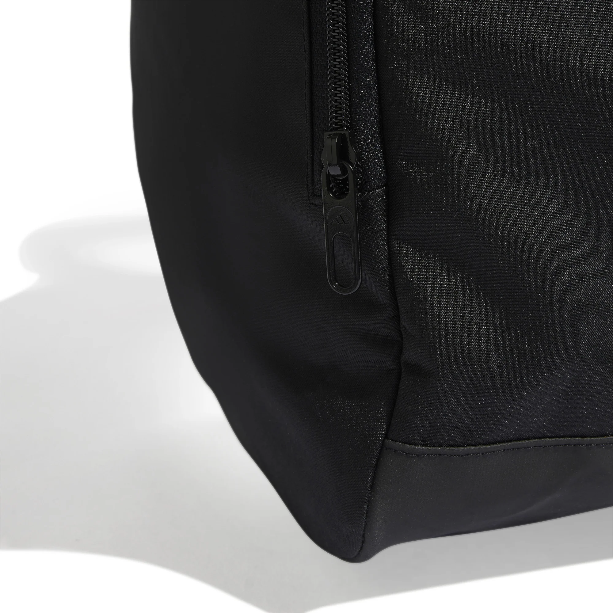 Linear Medium Duffel Bag - Image 2