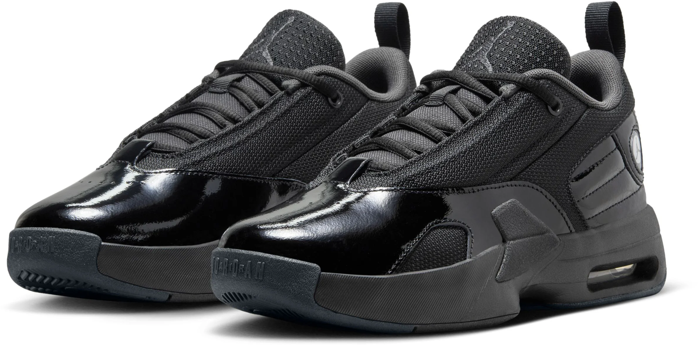 Max Aura 6 Junior's Basketball Shoes - Image 7