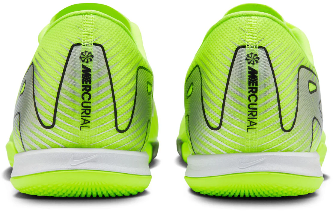 Nike Mercurial Vapor 16 Academy IC Low Top Soccer Shoes - Image 3