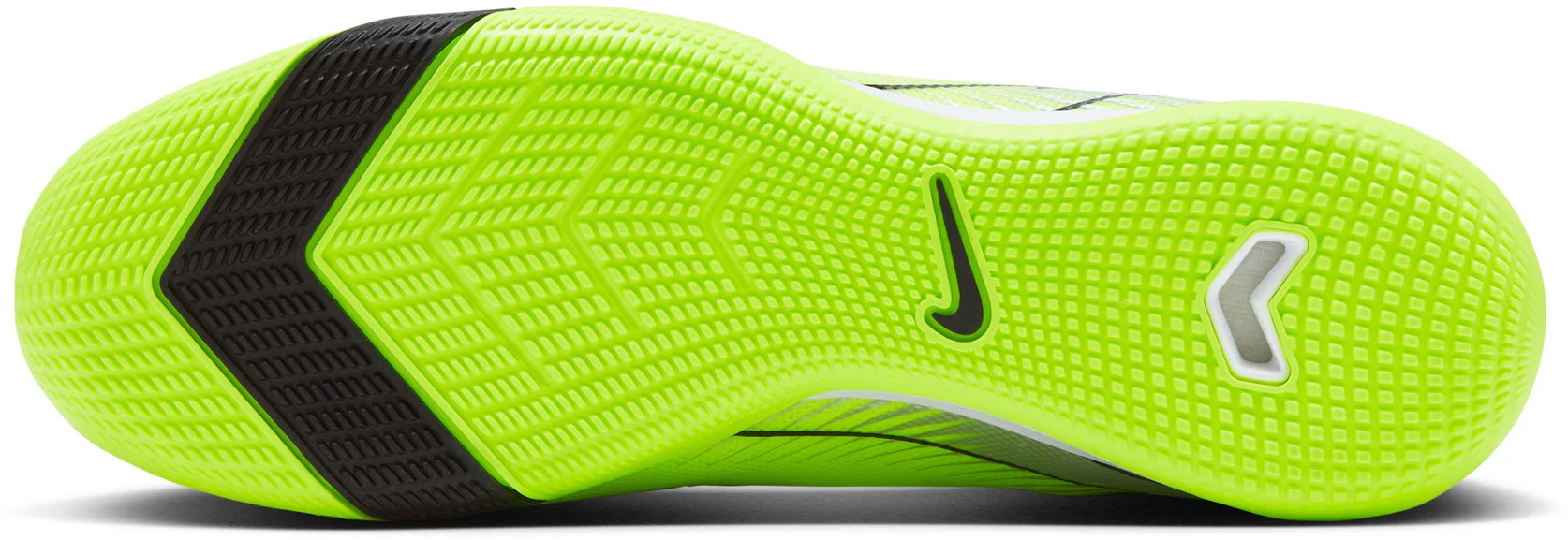 Nike Mercurial Vapor 16 Academy IC Low Top Soccer Shoes - Image 4