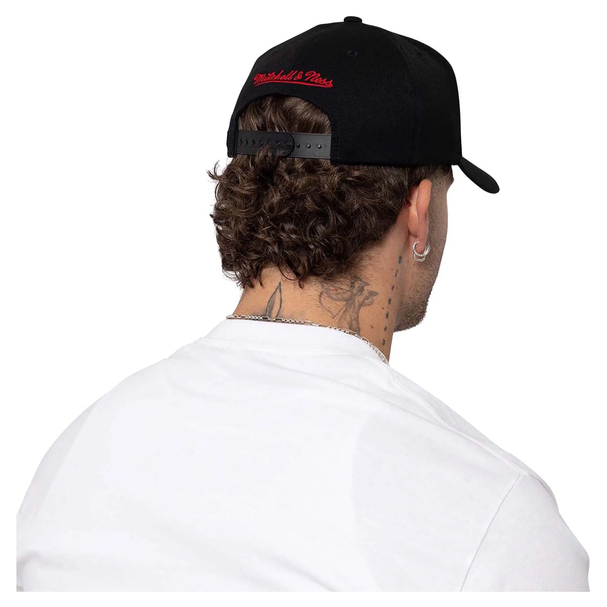 NBA Chicago Bulls Team Logo Snapback Cap - Image 2