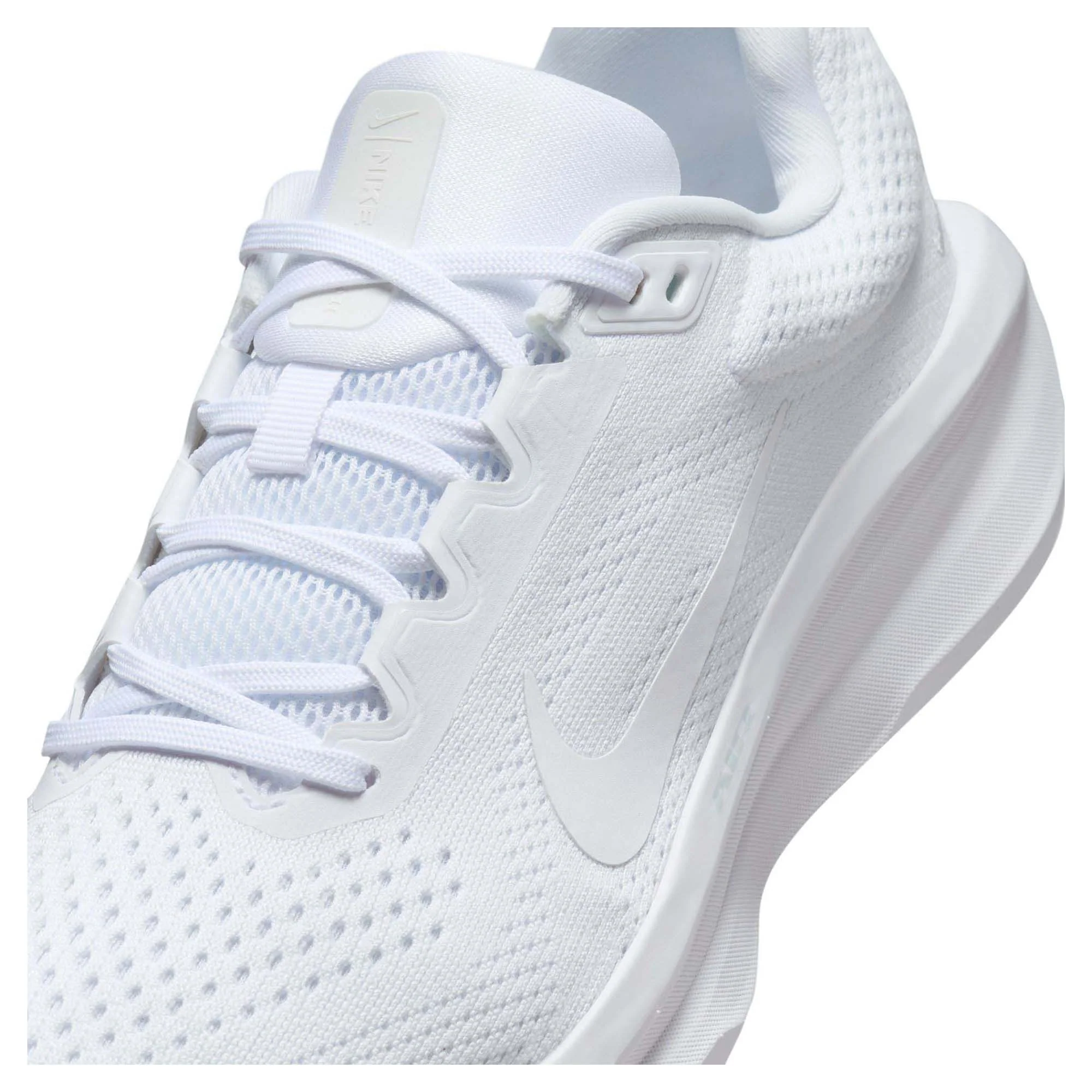 Winflo 11 Women's Road Running Shoes - Image 4