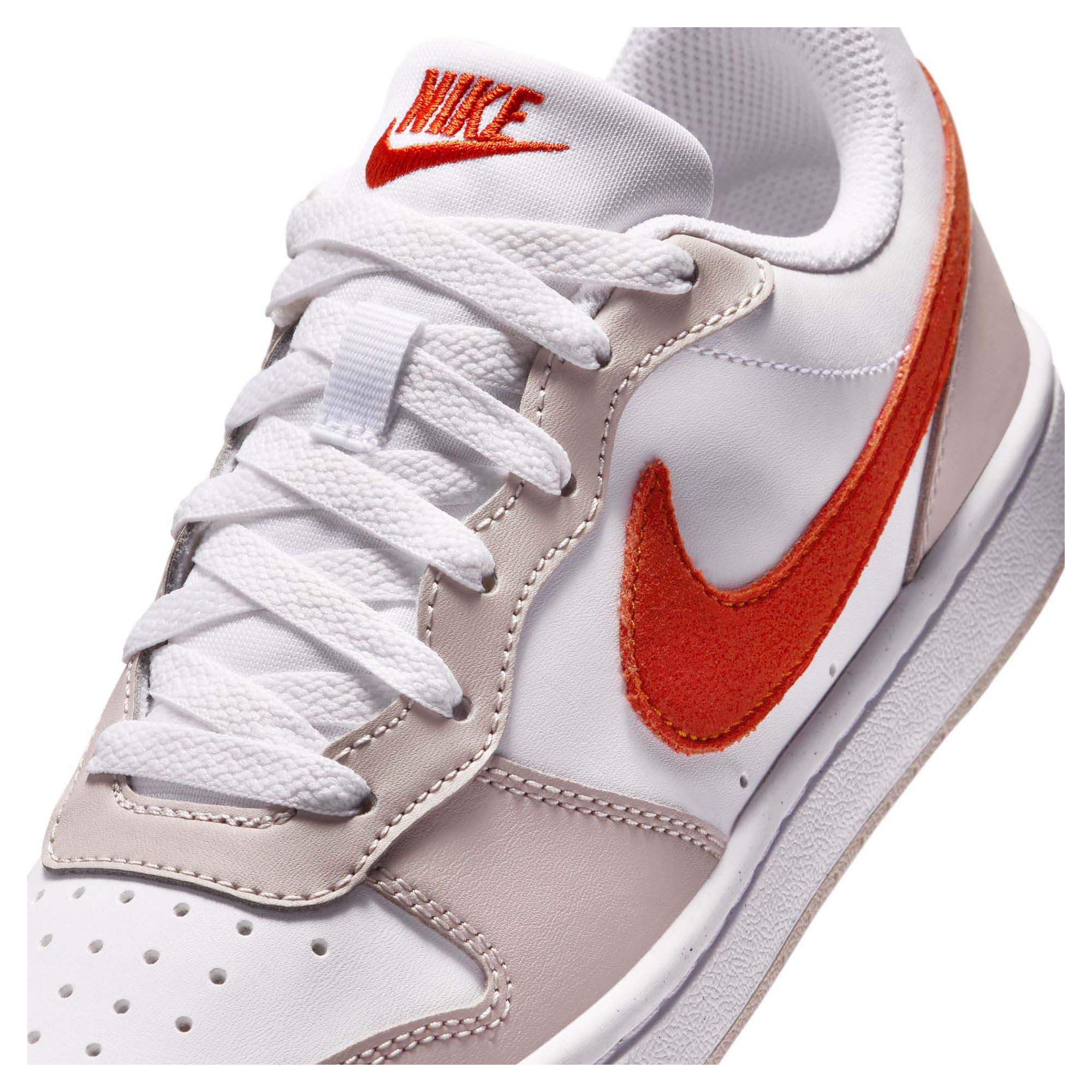Court Borough Low Essential+ Junior's Sportswear Shoes - Image 8