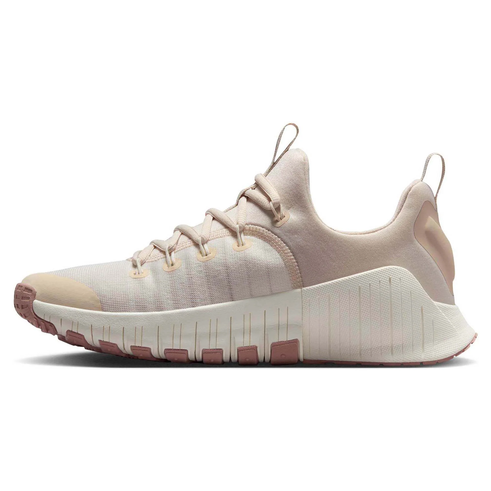 Free Metcon 6 Women's Workout Shoes - Image 4