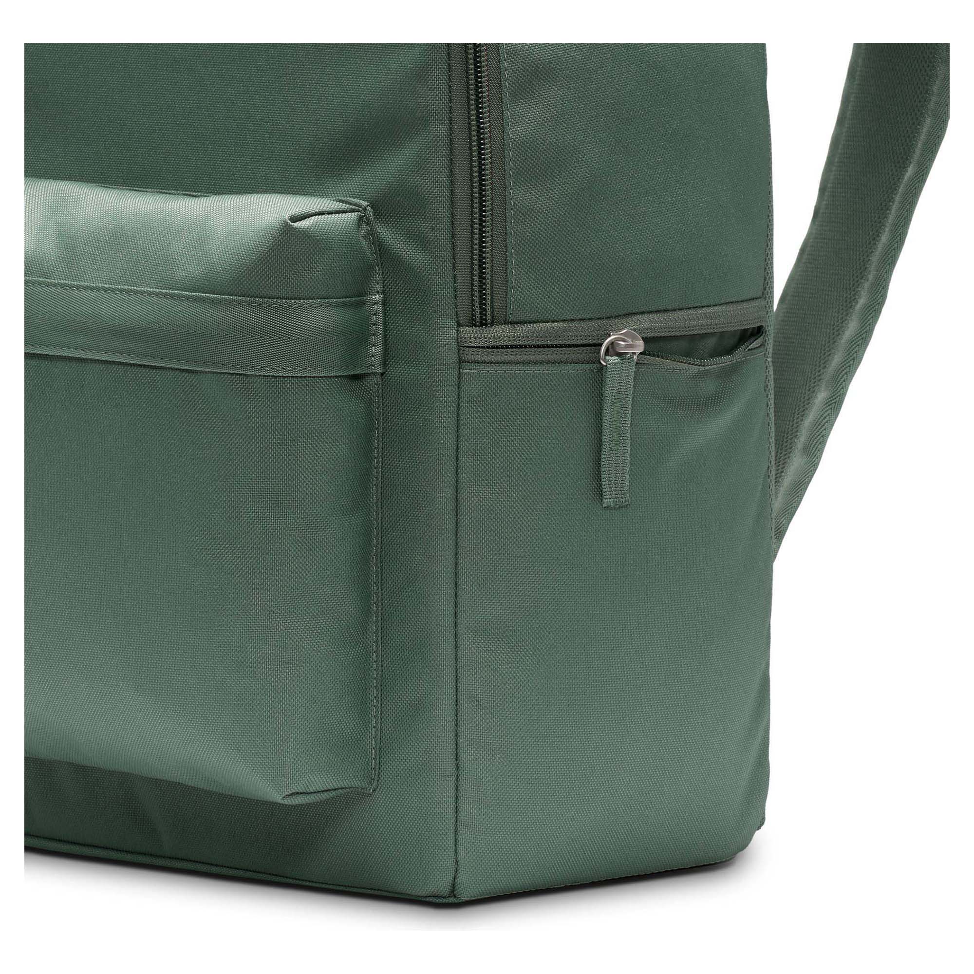 Heritage 25L Backpack - Image 5