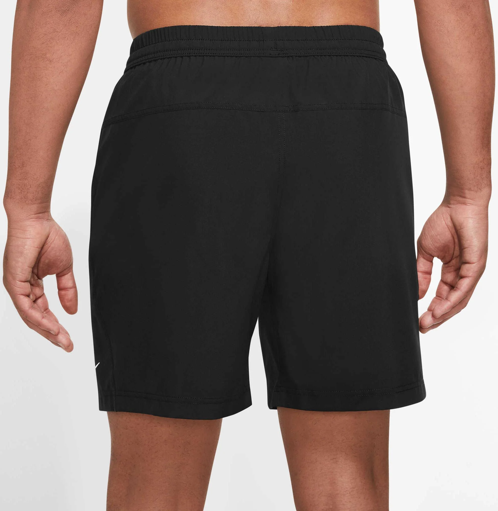 Men's Form 7 Inch Unlined Versatile Shorts - Image 4