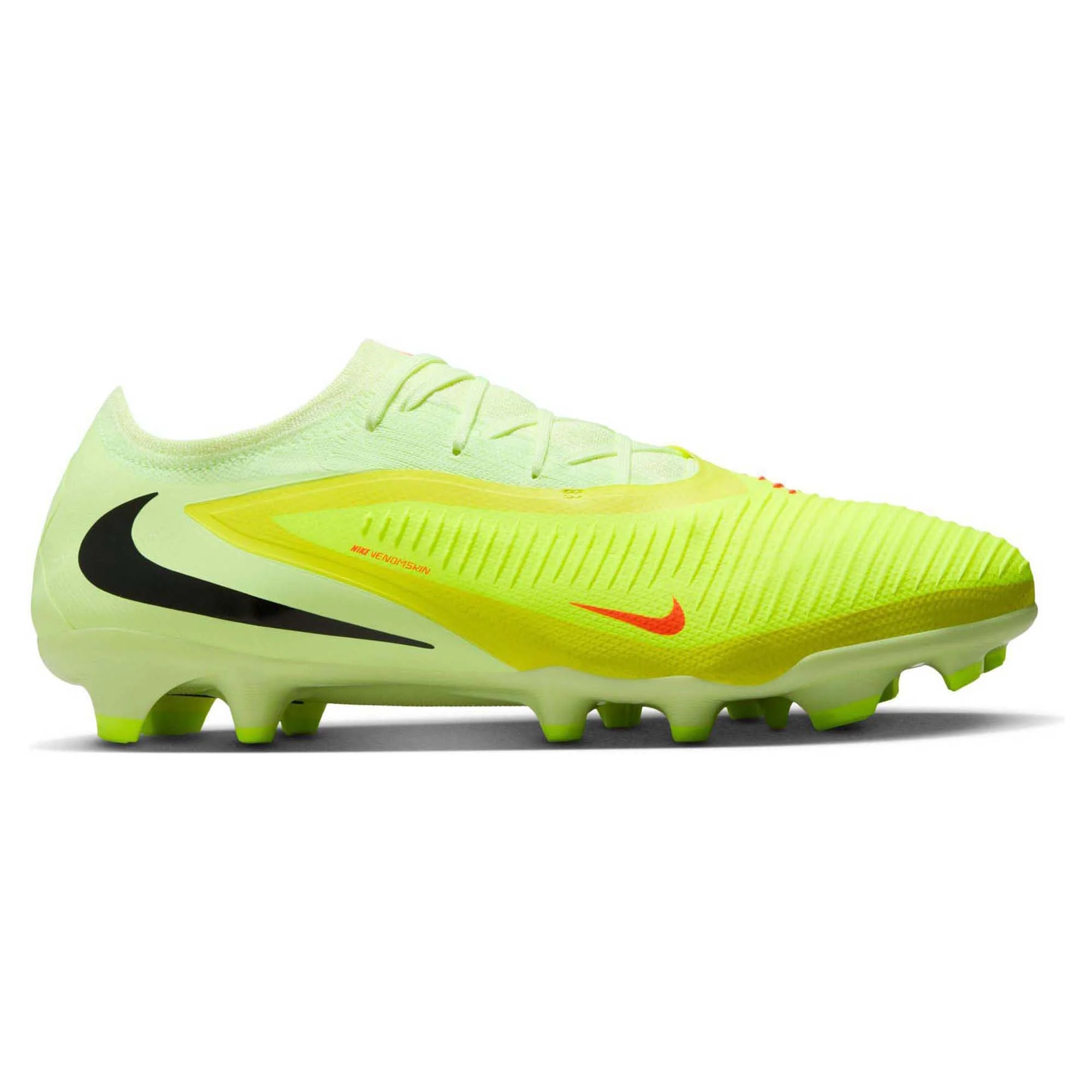 Phantom 6 Pro Firm Ground Low-Top Men's Football Boots