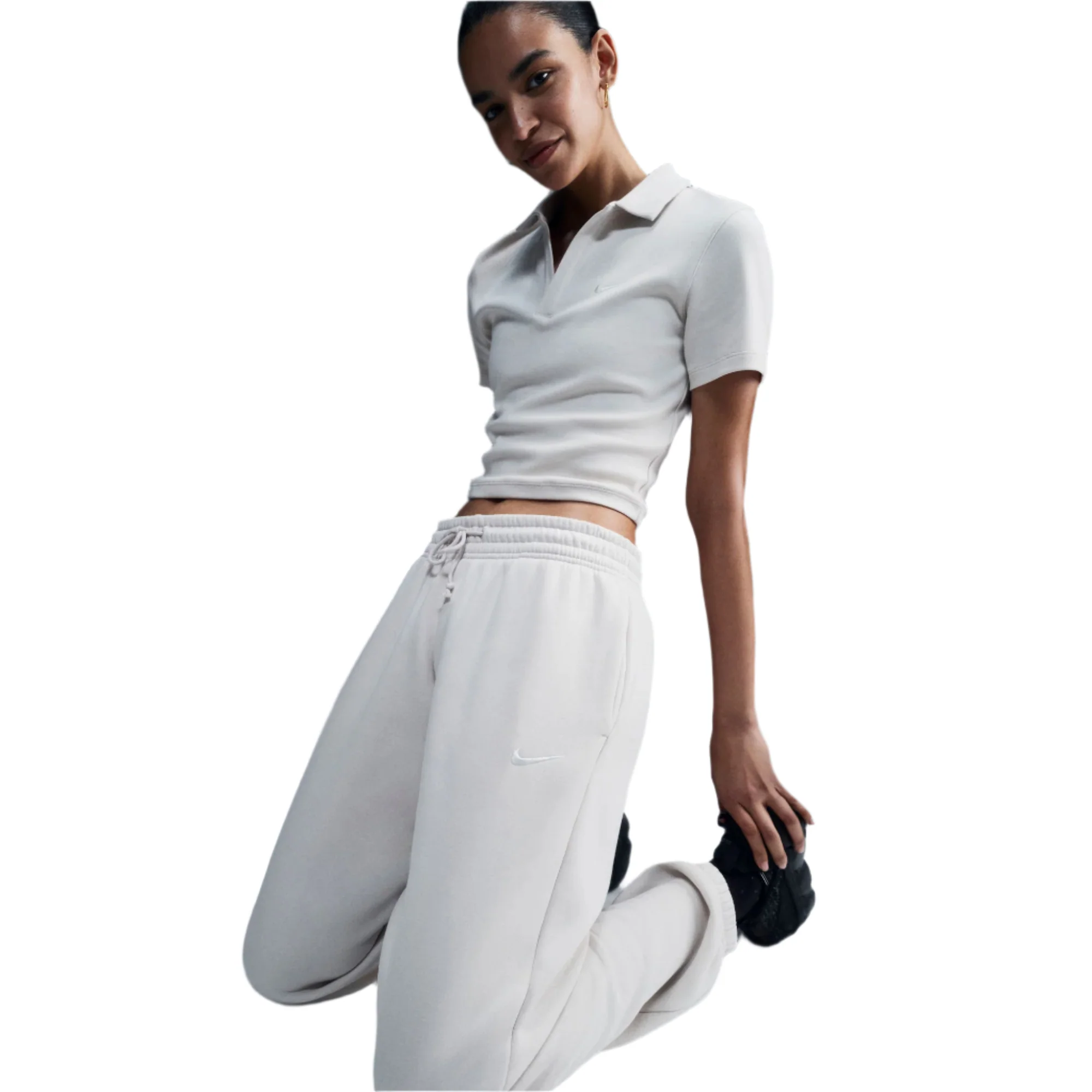 Women's Sportswear Phoenix Fleece High-Waisted Oversized Sweatpants - Image 4