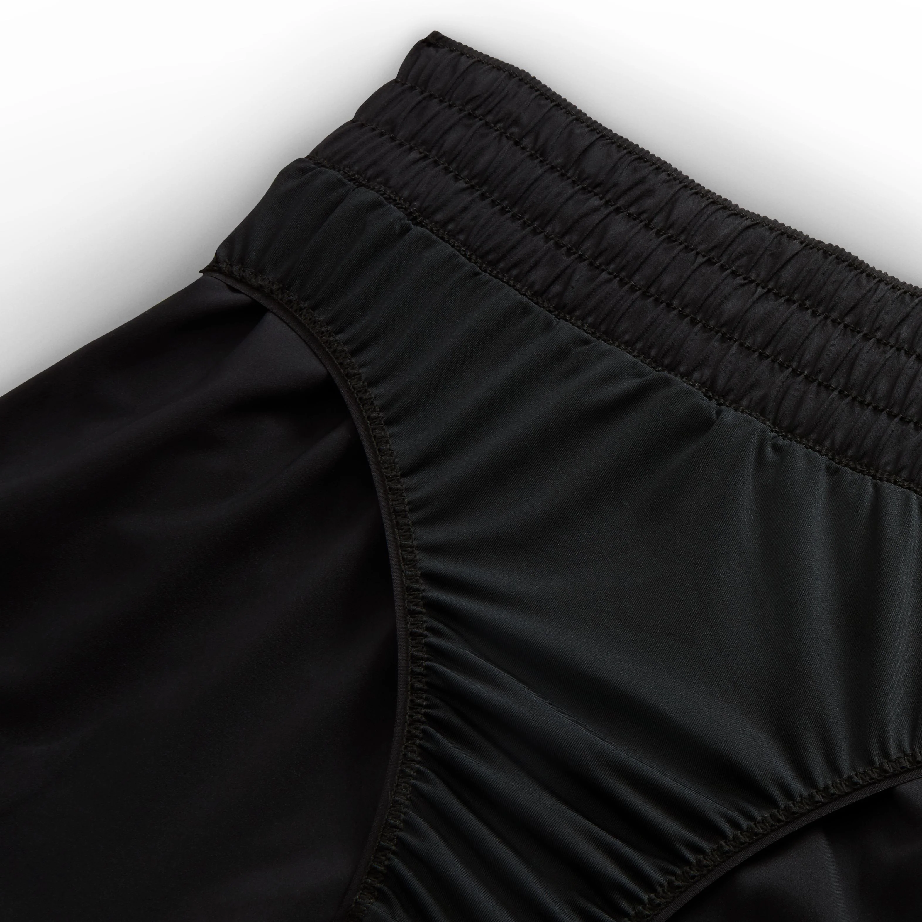Women's One Mid-Rise Brief-Lined Graphic Shorts - Image 4