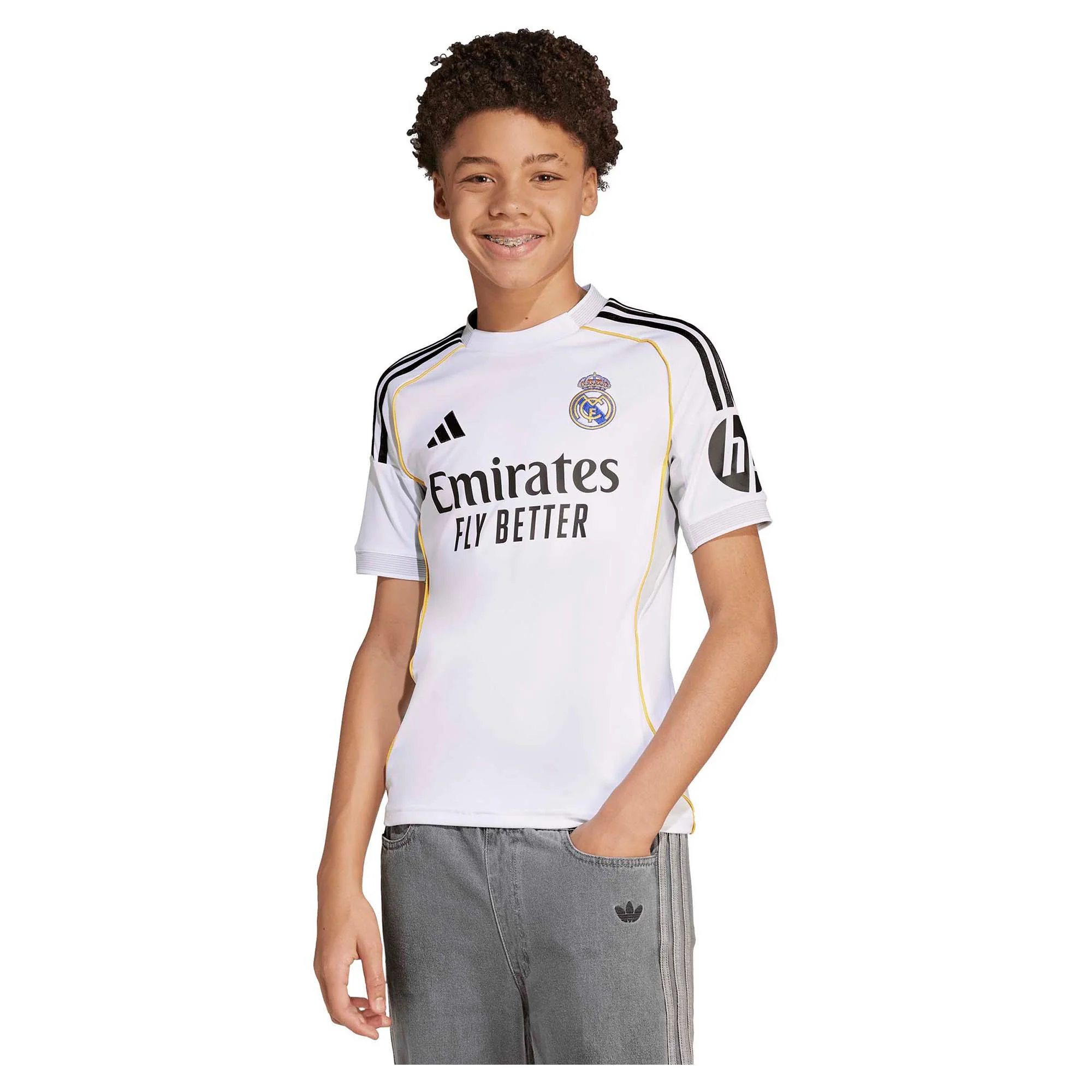 Junior's Real Madrid 2025/26 Home Soccer Jersey - Image 3