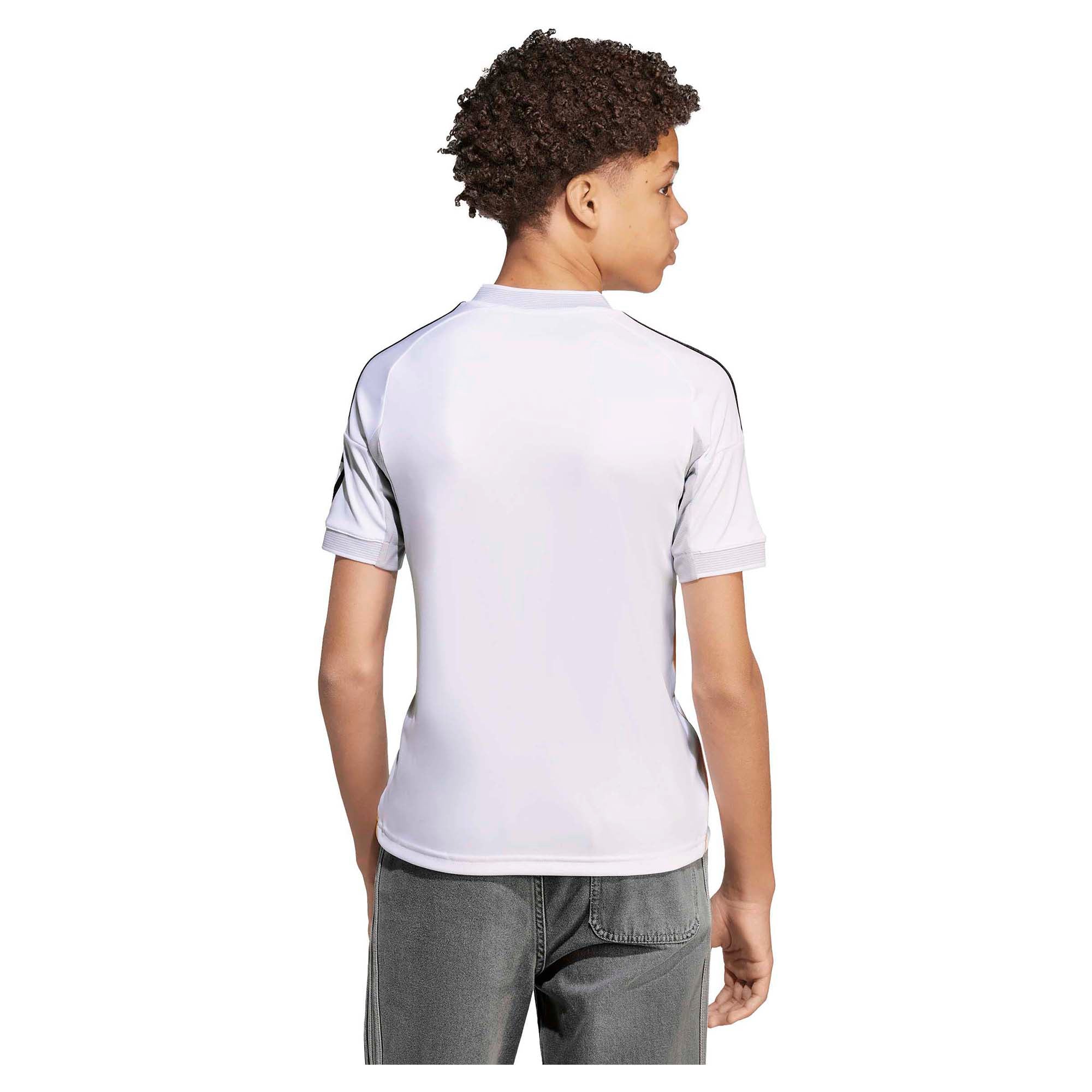 Junior's Real Madrid 2025/26 Home Soccer Jersey - Image 4