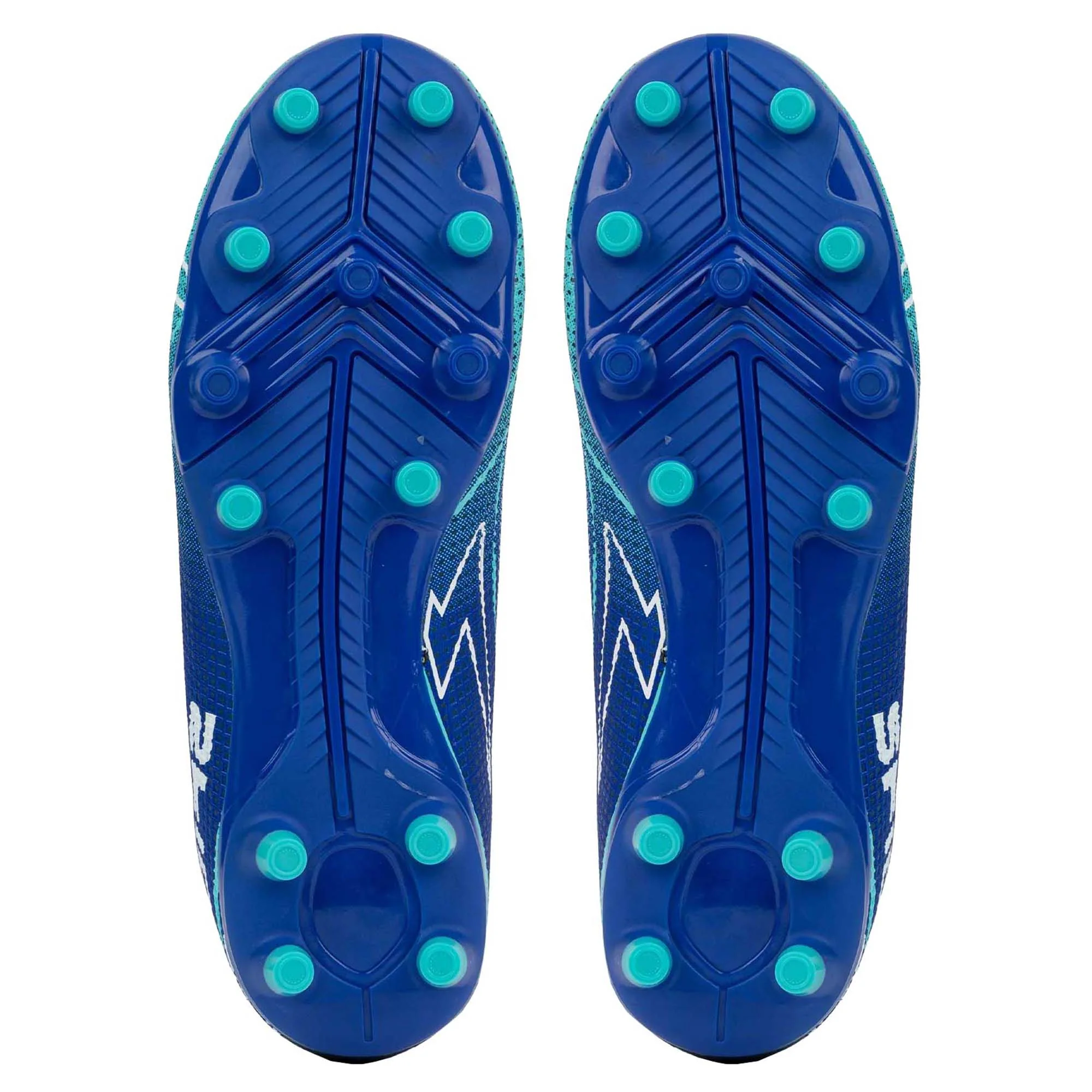 Conquer Junior's Football Boots - Image 5