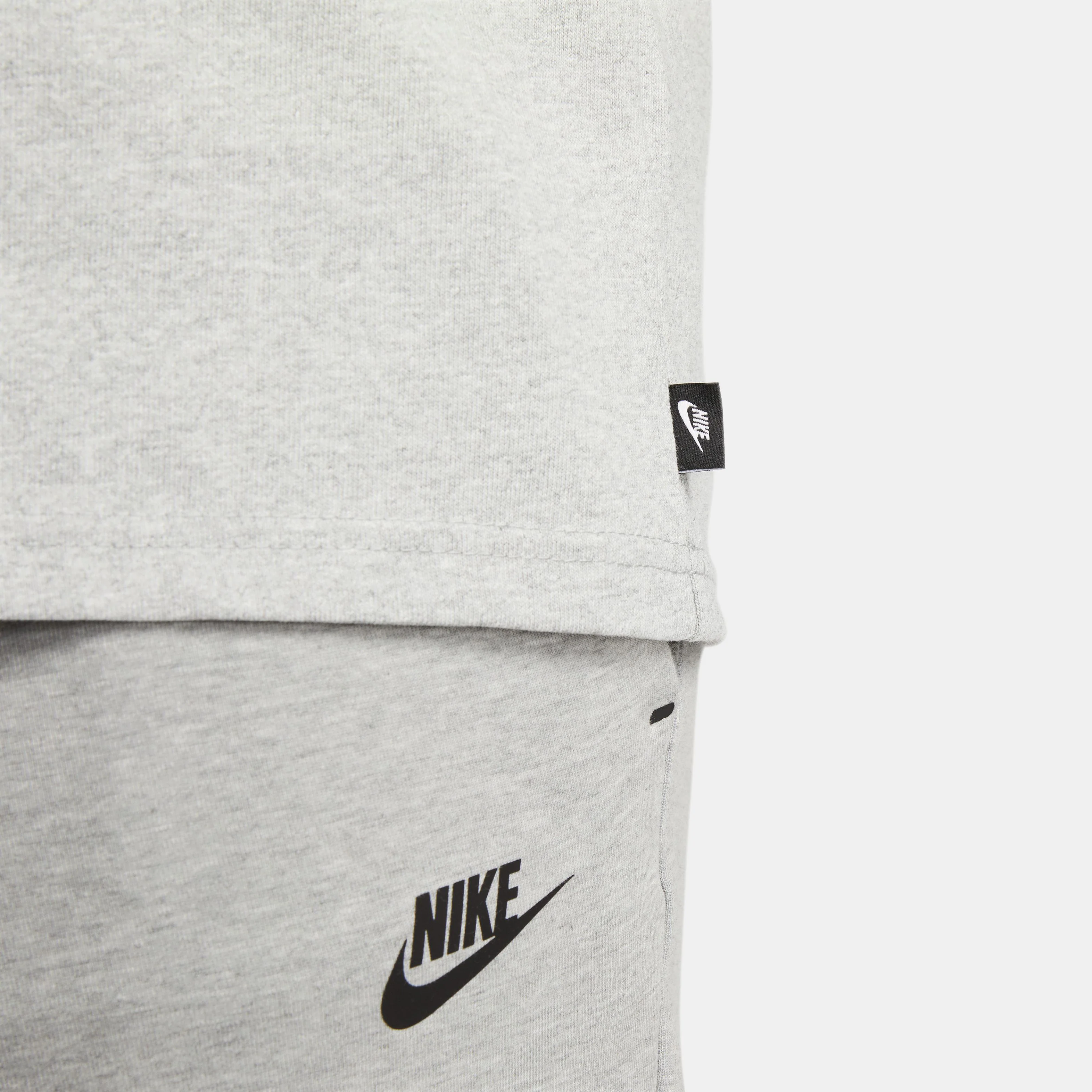 Men's Sportswear Premium Essentials T-Shirt - Image 5