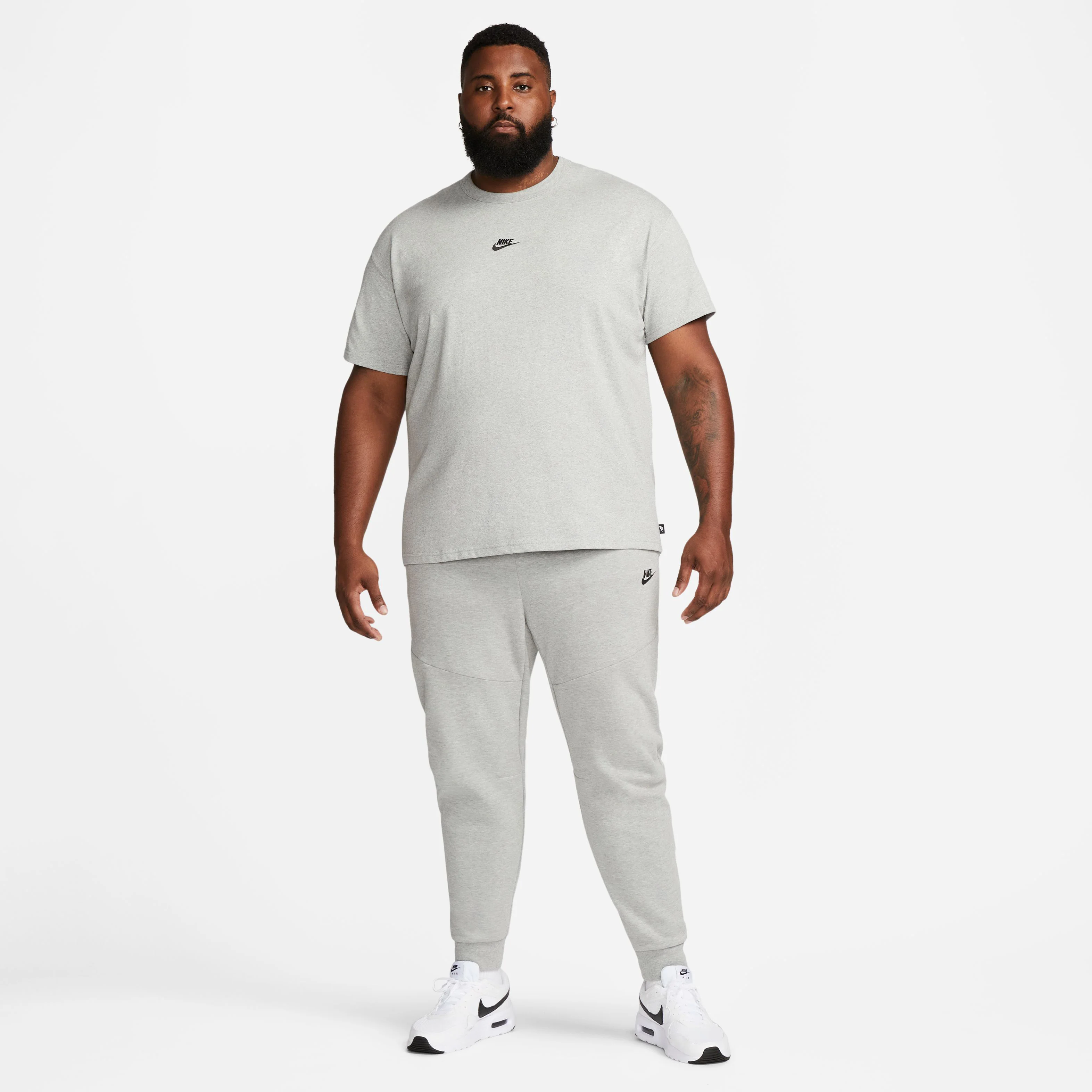 Men's Sportswear Premium Essentials T-Shirt - Image 6