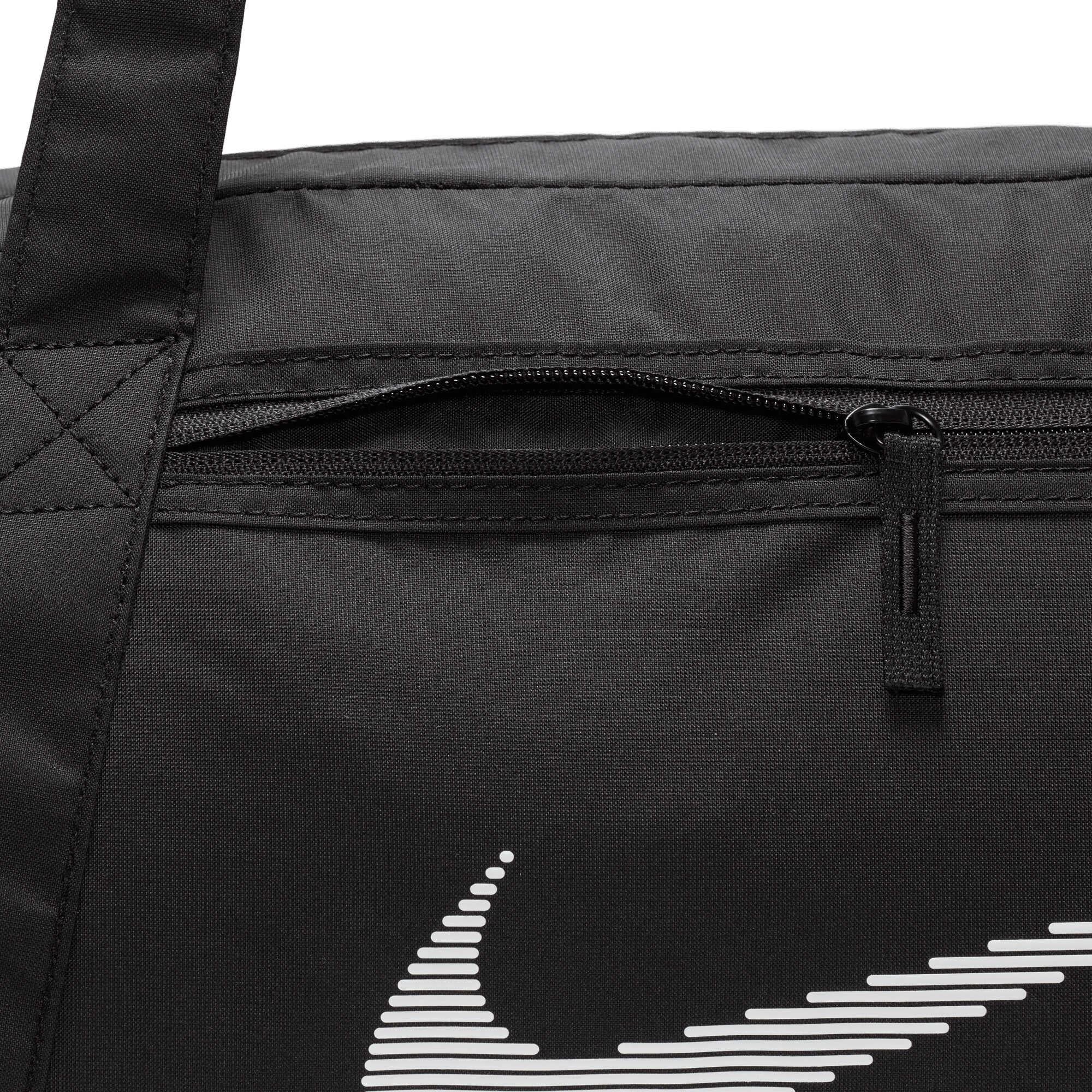 Gym Club 24L Duffel Bag - Image 7