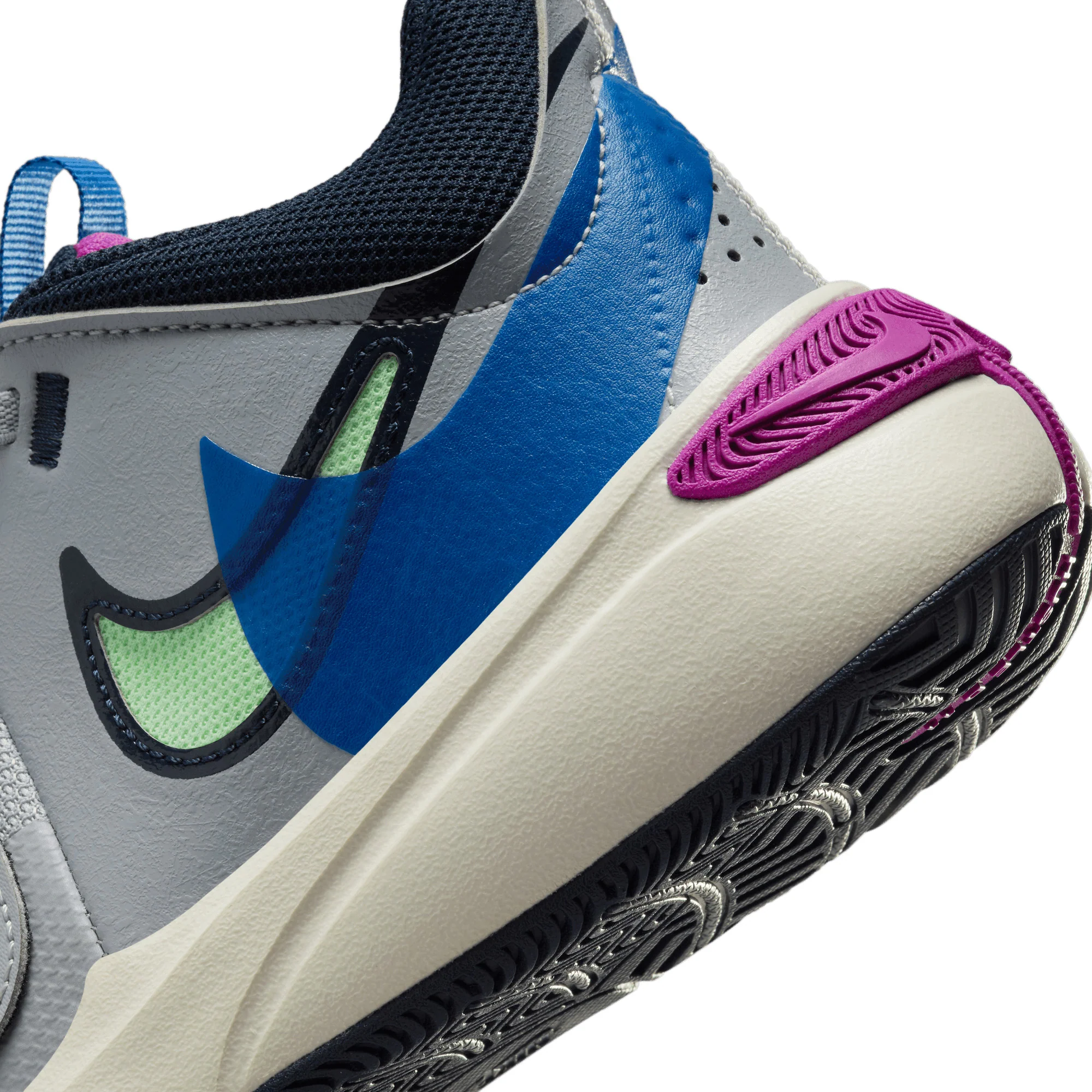 Team Hustle D 11 SE Big Kids' Basketball Shoes - Image 7