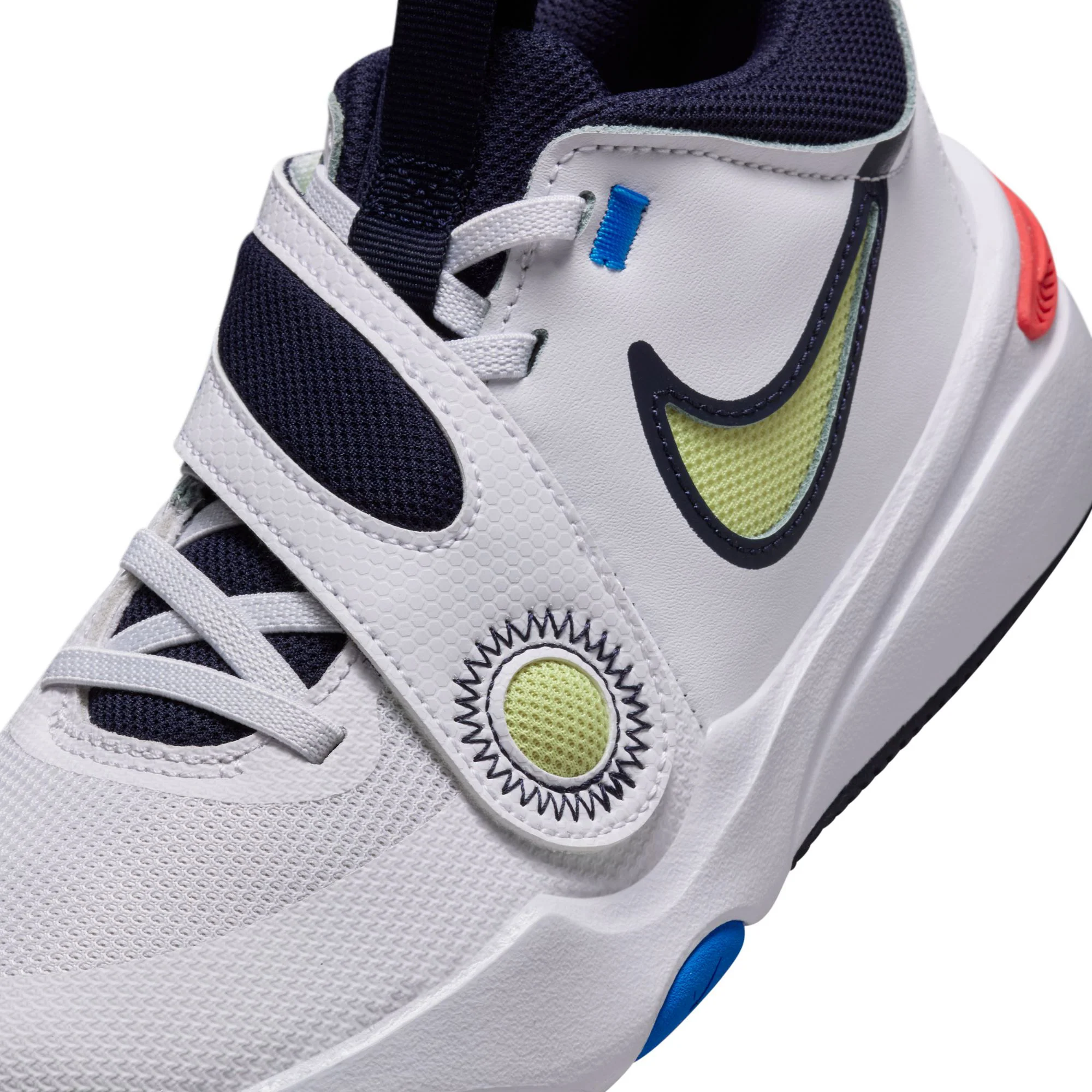 Team Hustle D 11 Junior's Basketball Shoes - Image 6