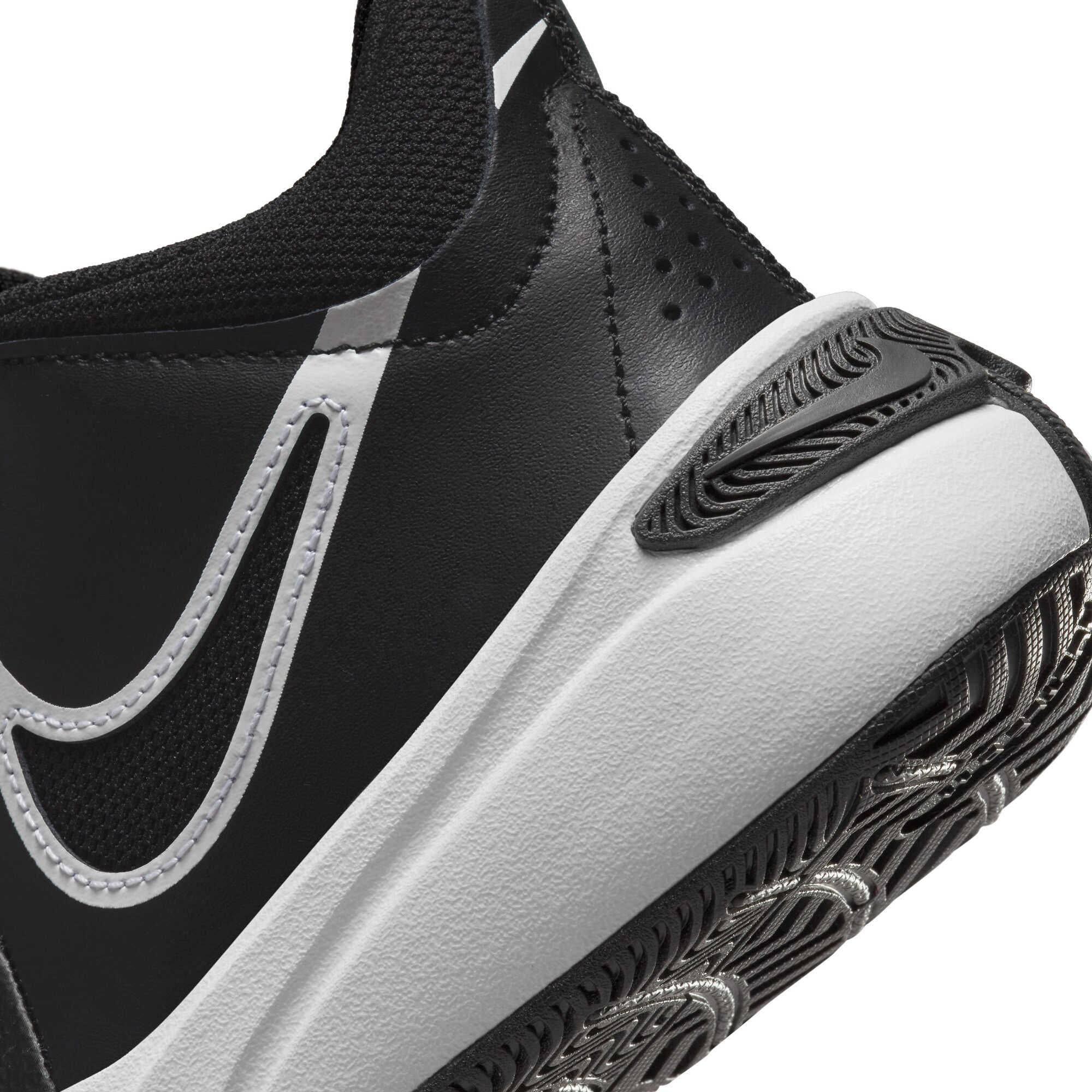 Team Hustle D 11 Junior's Basketball Shoes - Image 8