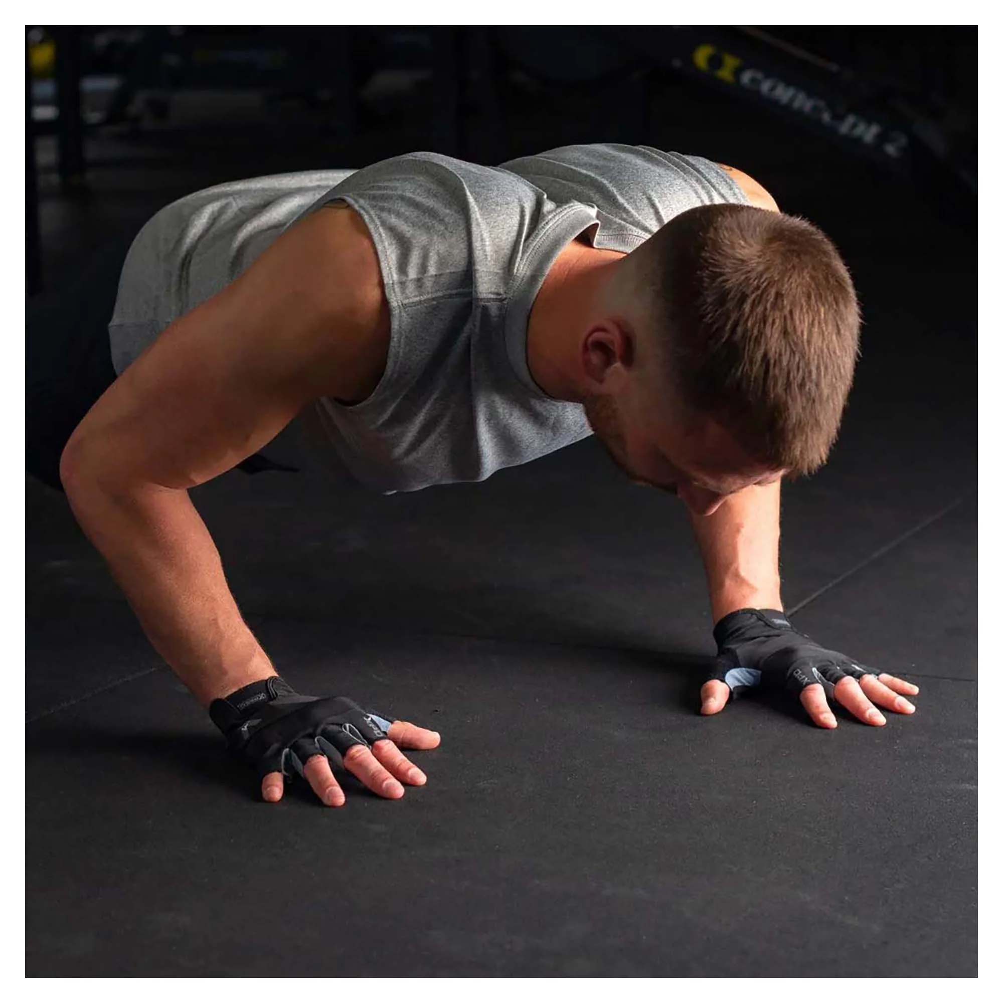 Men's Hyper-Lite Training Gloves - Image 4