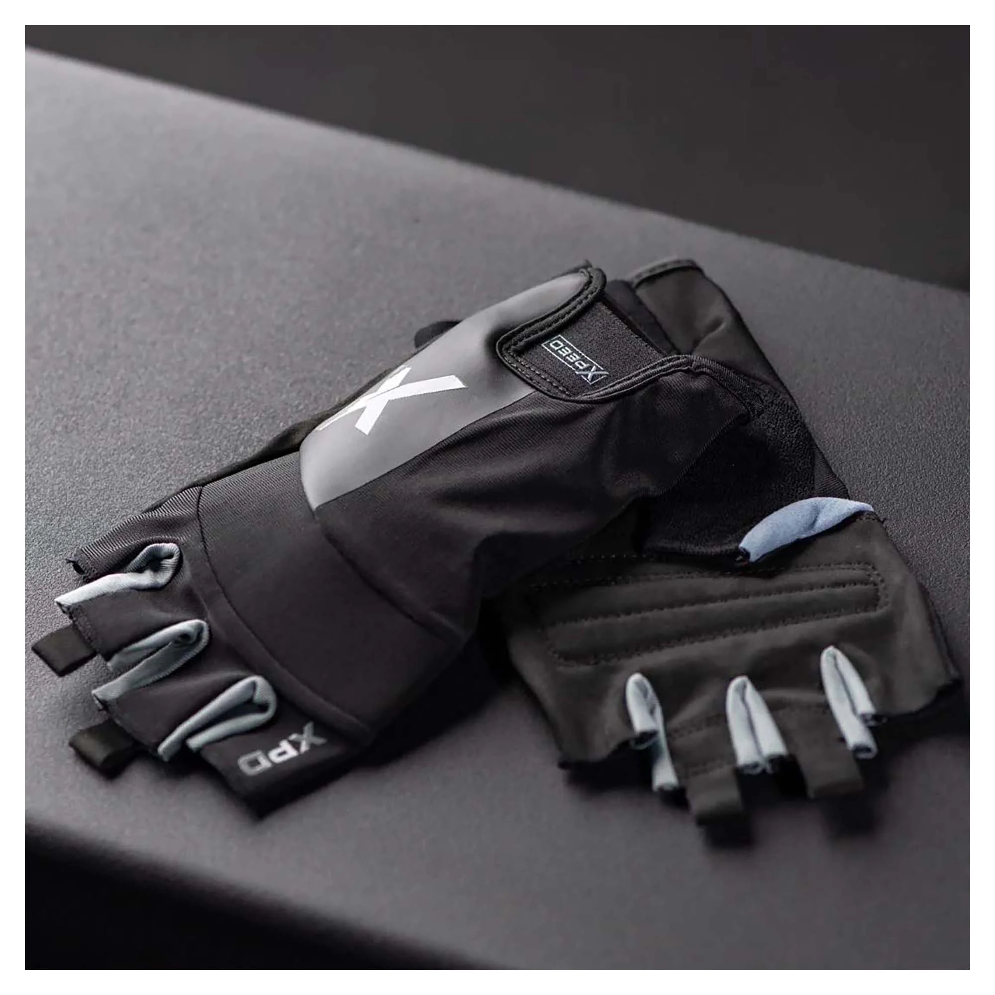 Men's Hyper-Lite Training Gloves - Image 5
